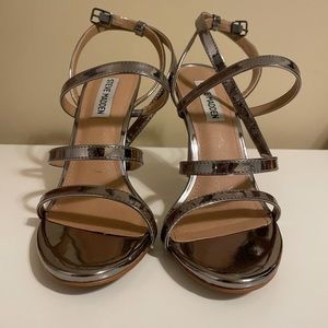 Steve Madden | Silver Strappy Heels